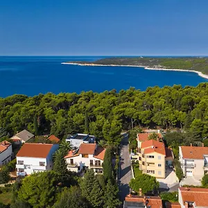 Valentina Apartment Premantura