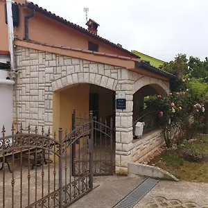 Irina Apartment Ližnjan