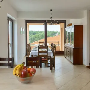 Oliva Yourcroatiaholiday Apartment Premantura